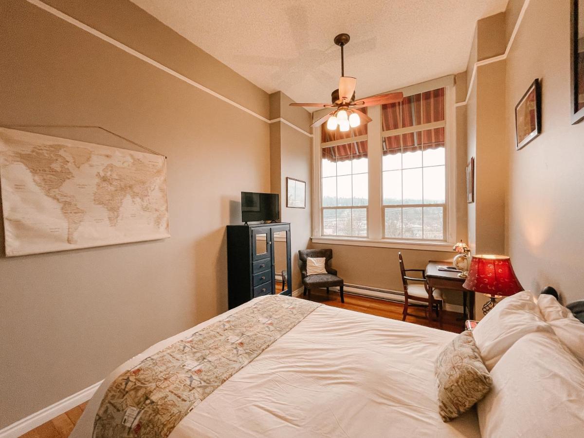 Northside School Bed & Breakfast Bonners Ferry Exteriör bild