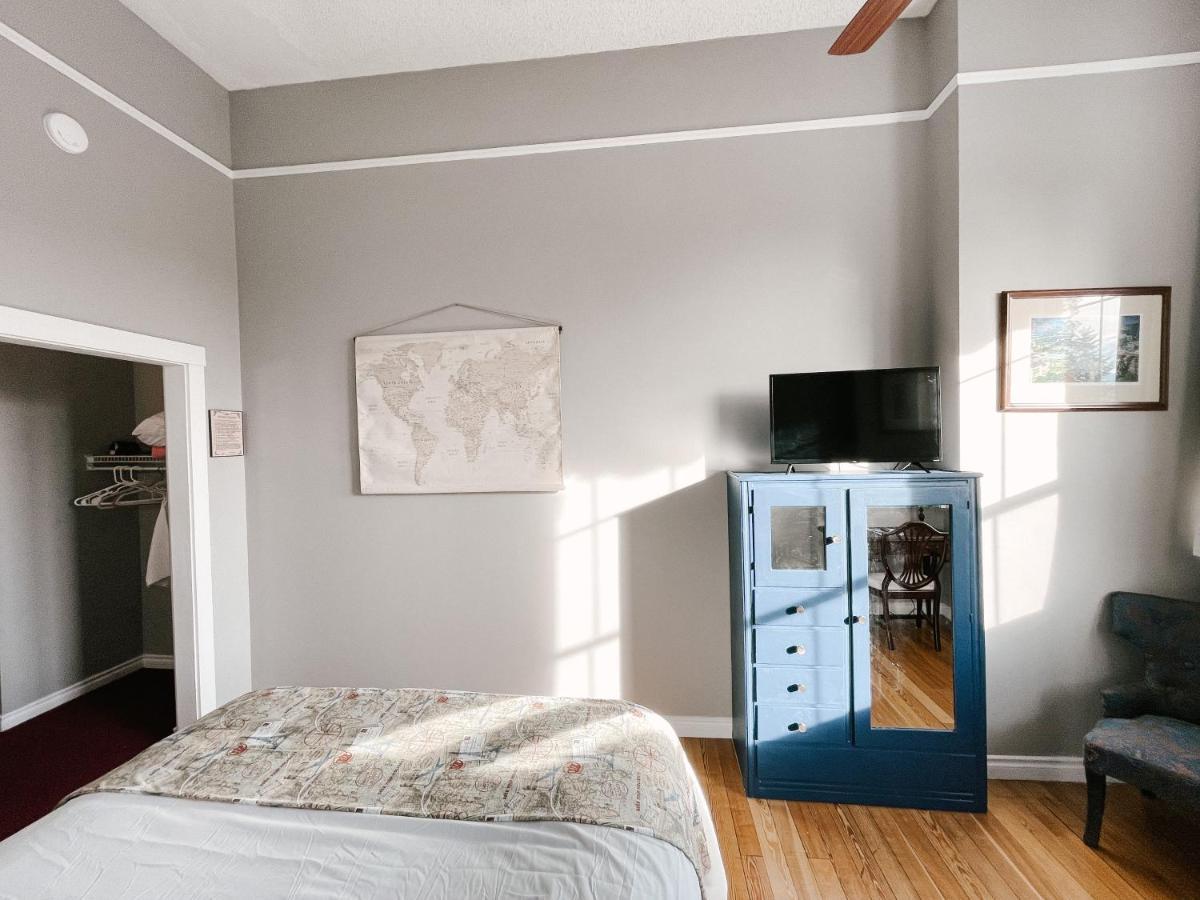 Northside School Bed & Breakfast Bonners Ferry Exteriör bild